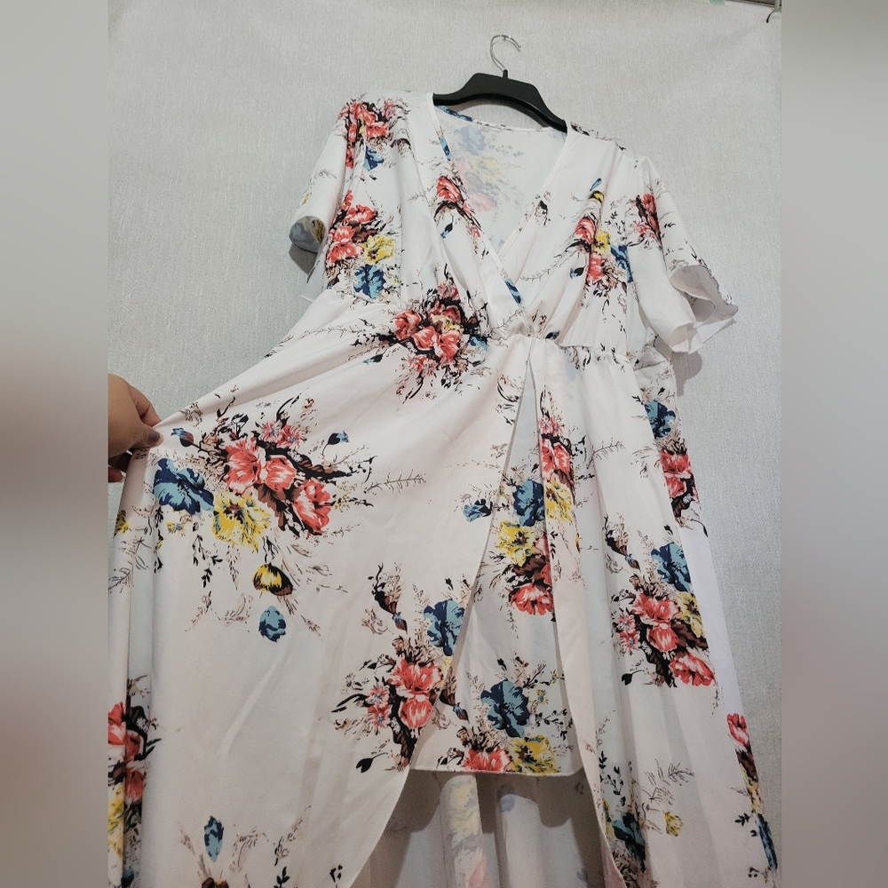 Padaii Amazon White High Low Floral Lightweight Dress